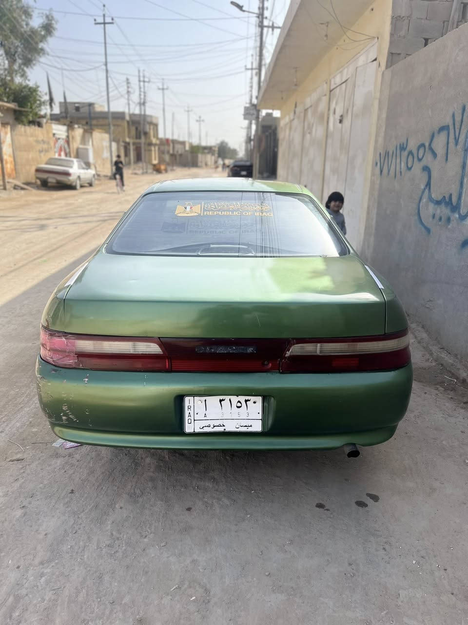 سلام عليكم ورحمه ،،،،،سياره للبيع او مراوس نوع شيزر موديل ١٩٩٤ سياره حلوه ونضيفه وما بيه اي خياس او نقص محرك vvt سياره كفاله من محرك وكير وكفاله من كصه ونقل جثه سياره أصوليه حداديته نضيفه كهربائيات كله شغاله ربع ما ذب عليه مكان بصره 
سعر ٣٨ وبيه مجال للطيبين إذا مراوس عادي
رقم ***********
