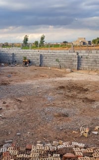 المكان الفرنسي • نص دونم • دار ٢٠٠م