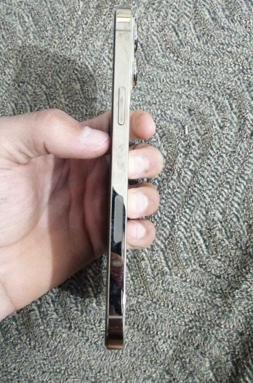 بيع سريع فلوجة
 متوفر توصيل دفع 10 مقدما 
600 قفل 590 مايرهم
13 برو ماكس بلادي وتر بروف
لون الذهبي المميز
ذاكرة 128
بطارية 78
نضيف جدا


**إذا كنت صاحب هذا الإعلان وتريد حذفه لأي سبب، رجاءا أرسل رسالة إلى الدعم الفني**