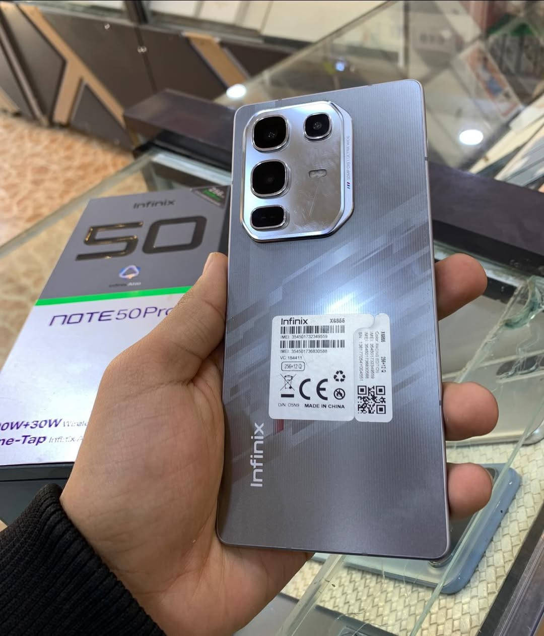 infinix note 50 Pro مستعمل
بطارية 5200
نضافة 99%
ذاكرة 256
السعر 250 الف 

العنوان سامراء / حي الضباط الأولى /مقابيل سوق الضباط الكبير 
مركز زيد للاتصالات 
للاستفسار والتواصل واتساب أو  على الرقم 
*********** 📱📞
