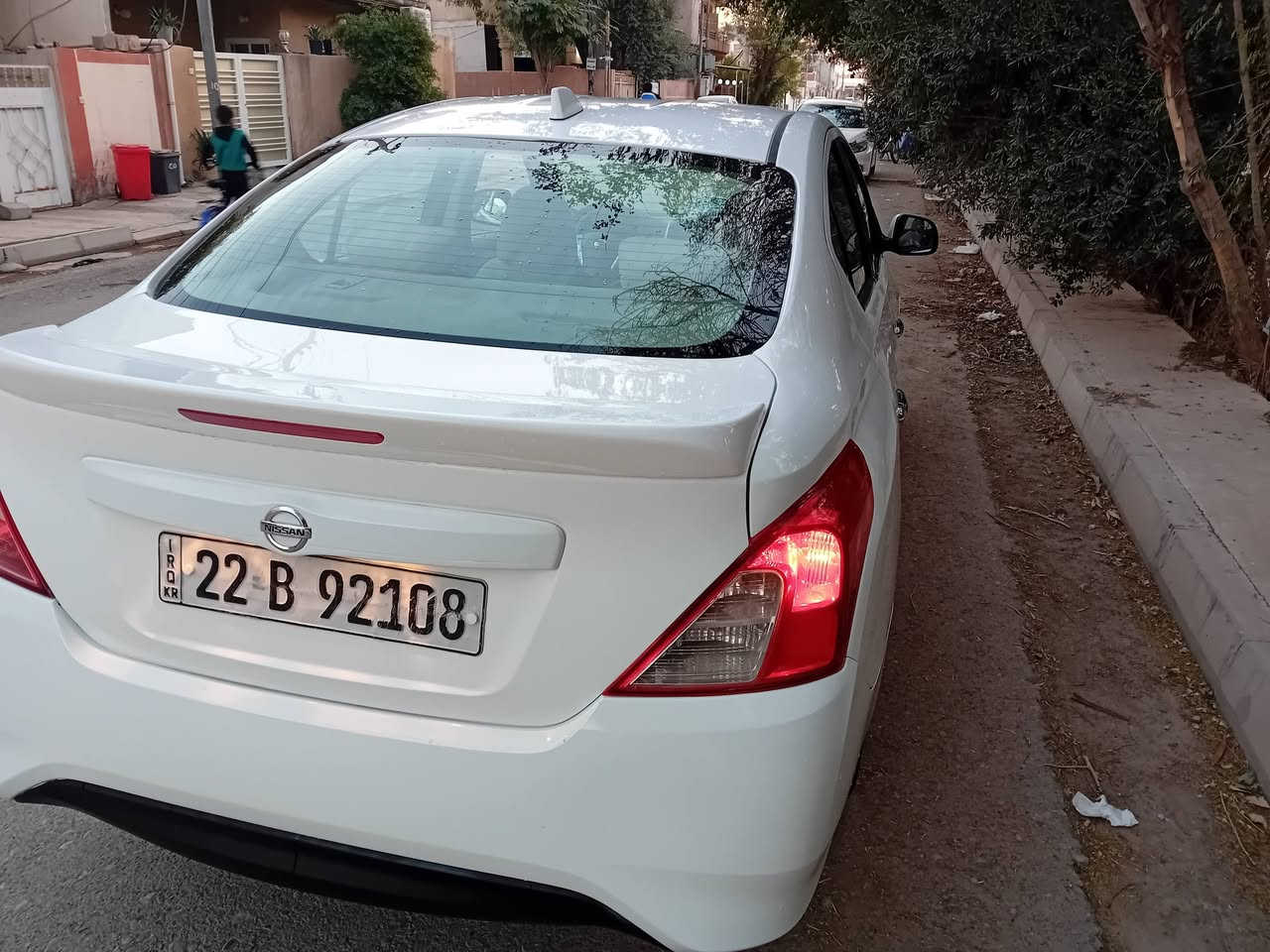 السلام عليكم من رخصه الادمين المحترمين للبيع سني هندي موديل ٢٠٢٤رقم اربيل الجديد بسمي ماشيه ٢٠٠٠٠ الف تريد  تحويل وكاله سياره بي ٦ قطع صبغ بدون دواخل سياره اربع جامات كهرباء 
تبريد قطعتين
تبريد ثلج 
تخم تاير ويل كب بلاد
سياره مابي نقص مال بيت عنواني ديالى خانقين 
مبايل ***********
سعر ٩٣ وبي مجال حك الجيه
