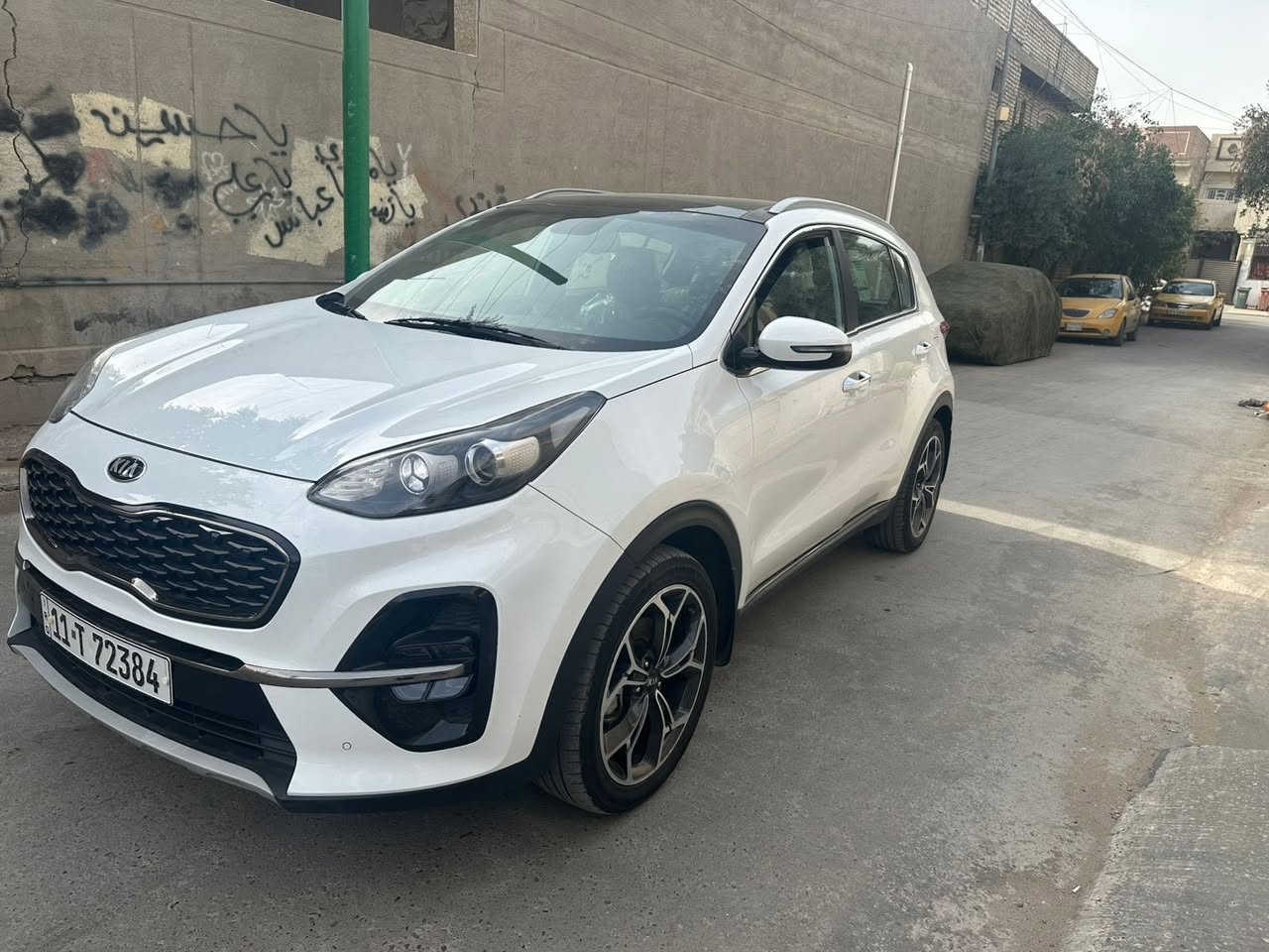 سبورتج 2021 خليجي جي تي لاين اعلى مواصفات
عداد المسافه 52 الف🟢

🔺محرك 2000
🔺تشغيل عن بعد
🔺بانوراما سقف
🔺بصمة تشغيل وابواب وصندوق
🔺نظام ترحيب عند الاقتراب
🔺مقاعد كهرباء
🔺هند بريك بصمه
🔺مانع انزلاق
Auto Hold🔺
🔺نظام منحدرات
🔺وضعيات قياده متعدده
🔺مقاعد جلد لونين مميز
🔺قطعتين تبريد
🔺شاشه لمس
🔺حساسات اماميه وخلفيه
🔺تحكم في الكشافات الاماميه
🔺وغيرها من المواصفات المعروفه

 ملاحظات:بيها بارد بل جاملغ الخلفي عل كد اصبعين بدون صبغ
وبارد فوك الكامره الخلفيه عل كد اصبع وبدون صبغ
مبينات بل صور 
باقي السياره كفاله

🟢السعر 225 وبيها مجال🔺
***********
