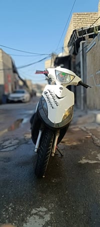 الدراجه كبال عينك وياهه سماعات رياضي  وما بيهه اي نقص السعر 500  مكاني...