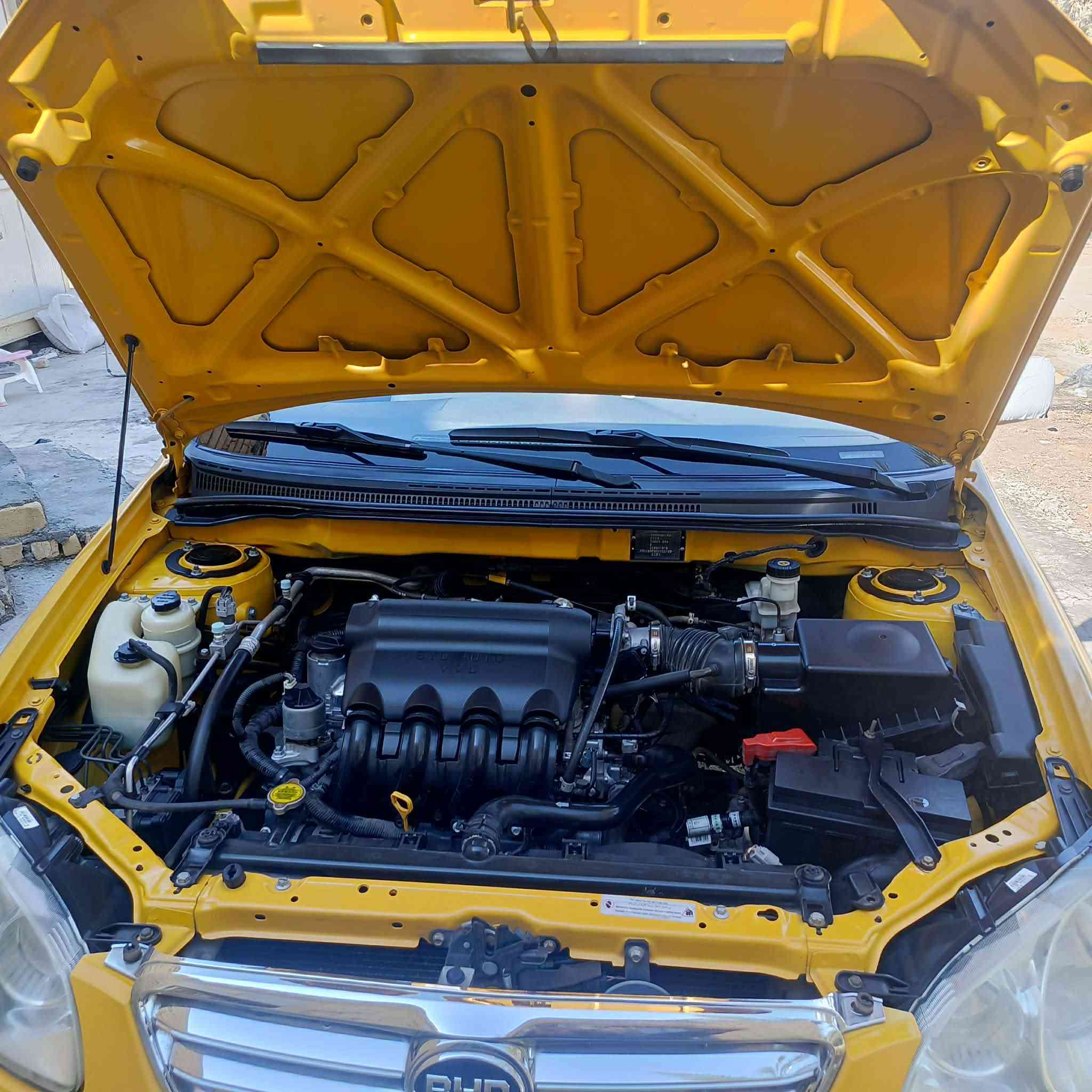 سلام عليكم ورحمه الله بي واي دي البيع 
كفاله عامه  السنويه 27 مصفره هيئه وغرامات

السياره كفاله عامه  محرك صار شهر من شاده 
كير محرك تبريد تدفئة تخم تأير تخم تأير 
ماتخسر عليه ربع جاهزه وجديده 
سعر خاص اتصل ع الرقم***********
