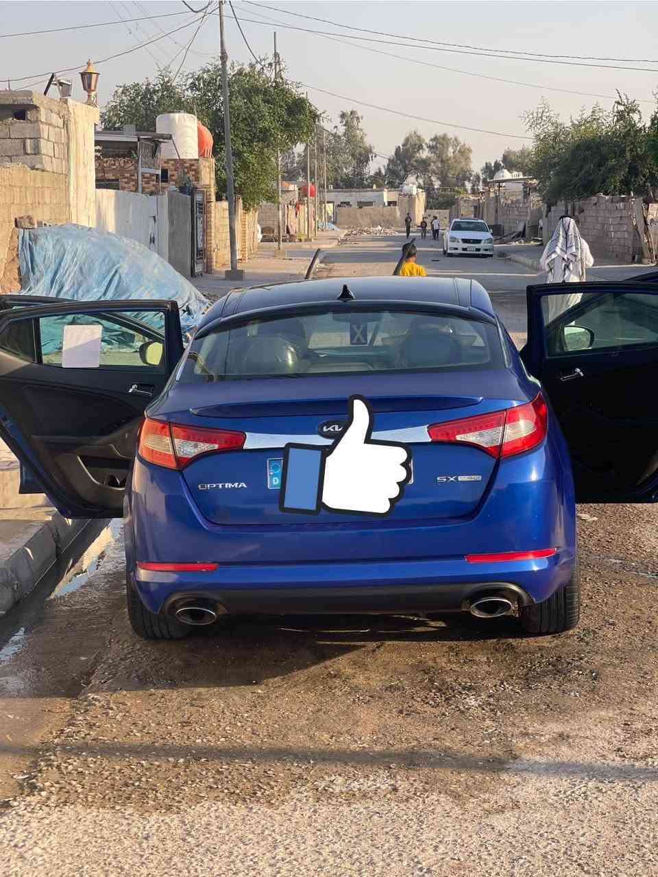 ‏سلام عليكم سيارة اوبتيما 2012 رقم بغداد إنكليزي محرك 2000 تيربو سيارة نظيفة كلش بيها صبغة مواصفات بصمة بانوراما تبريد قطعتين السيارة فولة للأخير السعر 85 وبيها مجال السيارة باسمي هذا رقمي واتصل***********
