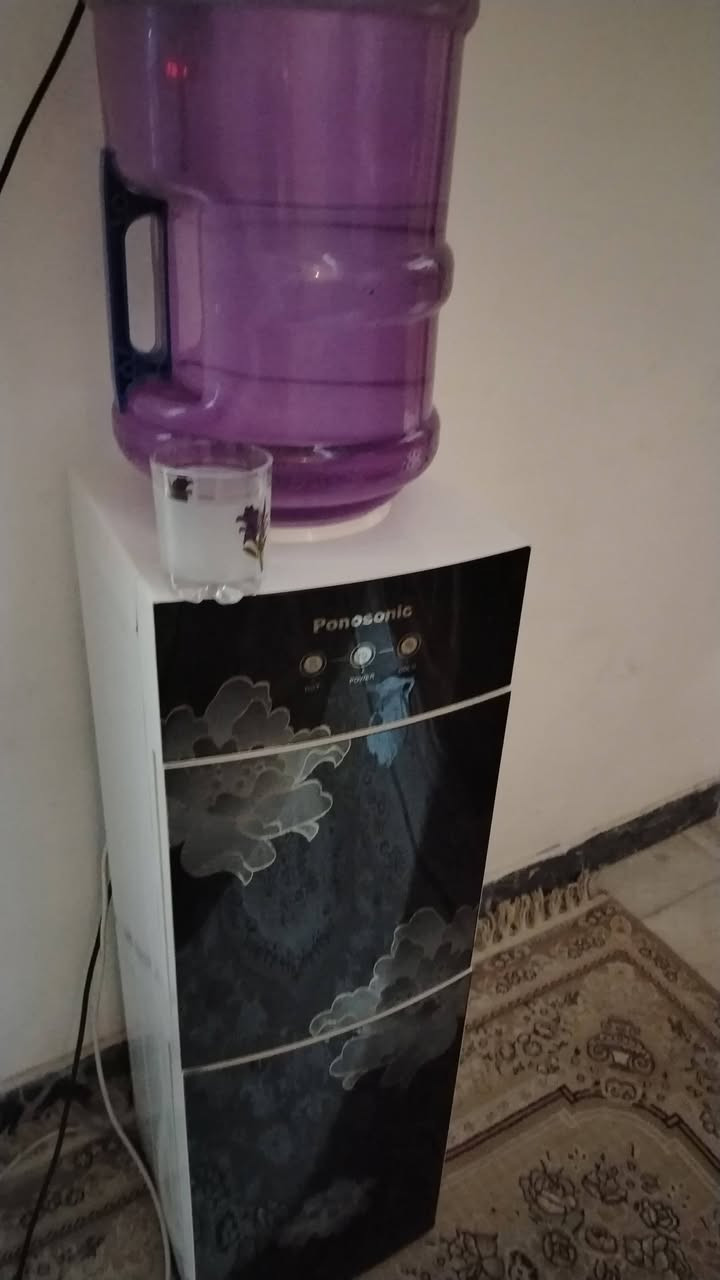 أغراض للبيع برادات عل٩٠ شغالات حار وبارد وجزامات اثنين الوحده البيضه ٩٠ والثانيه البيجي ٥٠ ومرايا ١٥ البنوك *********** اللهم صلي وسلم على نبينا محمد وعلى آله وصحبه أجمعين
