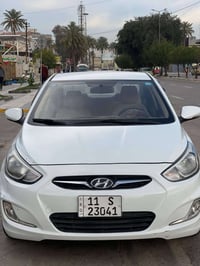 اكسنت 2013 • محرك 1600 • كاميرا خلفية