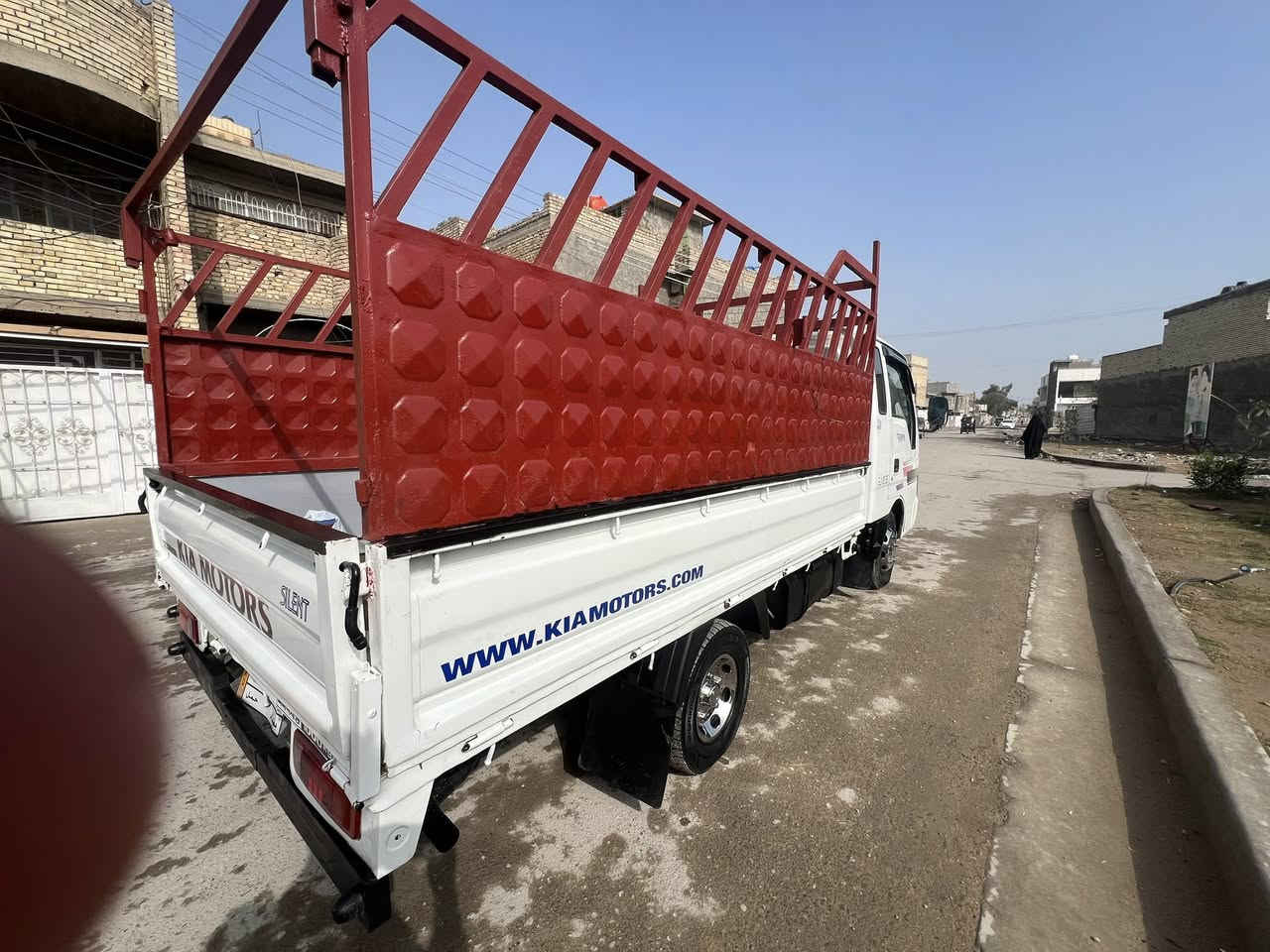 لسلام عليكم. للبيع   كيا ام عيون موديل 2001 ام الحاكيه رقم بغداد مشروع وطني سنويه 28 الغايه    مكفوله من ضربه وكص صبغ احزام الجماليه شرط  تحويل    محرك كير  كهربائي شاصي رقم شاصي  مكفولات تخم تاير جديد صدر امامي وخلفي جديد   السعر 77 وبيها مجال  مكاني بغداد رقمي *********** اتصل وتدلل
