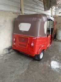 تكتك موديل 2022مكفولة ماعده ضربة يم البكلايت07715867187