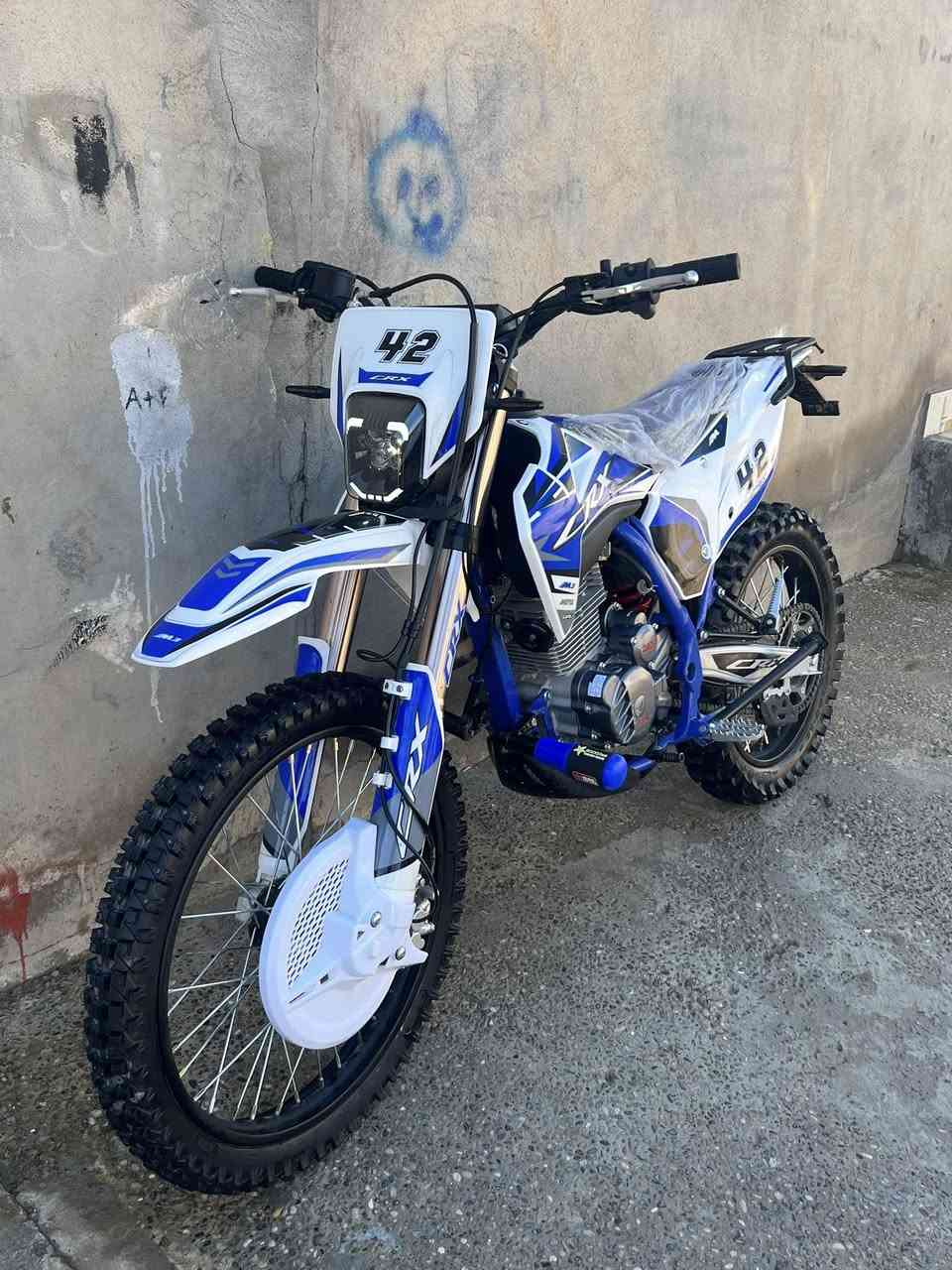 سلام عليكم ماطور قفاز CRX موديل 2026 ماشي 7 كيلو متر الماطور مآبي اي عيب ونضافه100/100 مستعج للبيع فقط بيع  ما متواجد عل خاص ال شراي خل يتصل رقم ال هاتف 📞 ***********
