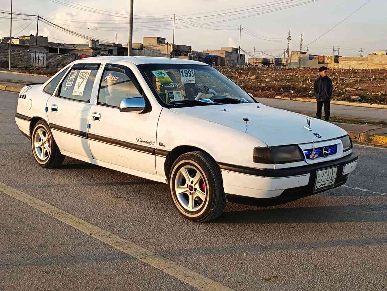 فكتره حجم 16رقم الماني سنويه عضم 2029 شرط التحويل كابون بانزين بيها  محرك قبق اسود المرقوب محرك وكير شرط السقف  مصبوق ومبدله  بدنه اماميه بدون دواخل  طخم تاير جديد  ويل كب مسطره  طخمها جديد كهرباياتها كلها شقاله گيجاتها شقاله سياره جاهزه ربع ماتصرف عليها  سعرها 41 العنوان الموصل حي التنك يم دورة الصوره ***********
***********
