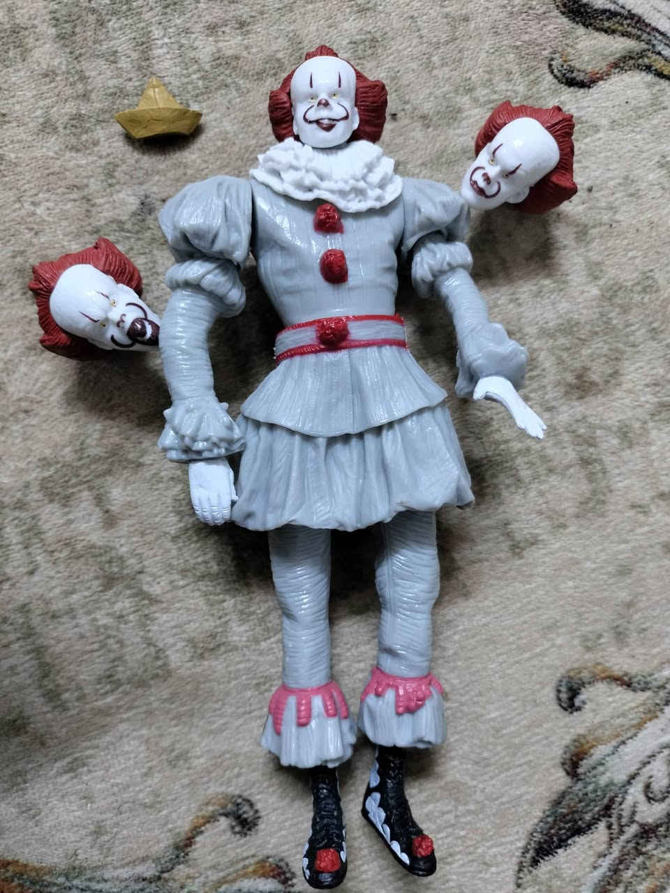 مجسمين مفصليات مجسم بيني وايز ومجسم لذر فيس.   السعر 15 الف القطعتين  توصيل متوفر


**إذا كنت صاحب هذا الإعلان وتريد حذفه لأي سبب، رجاءا أرسل رسالة إلى الدعم الفني**