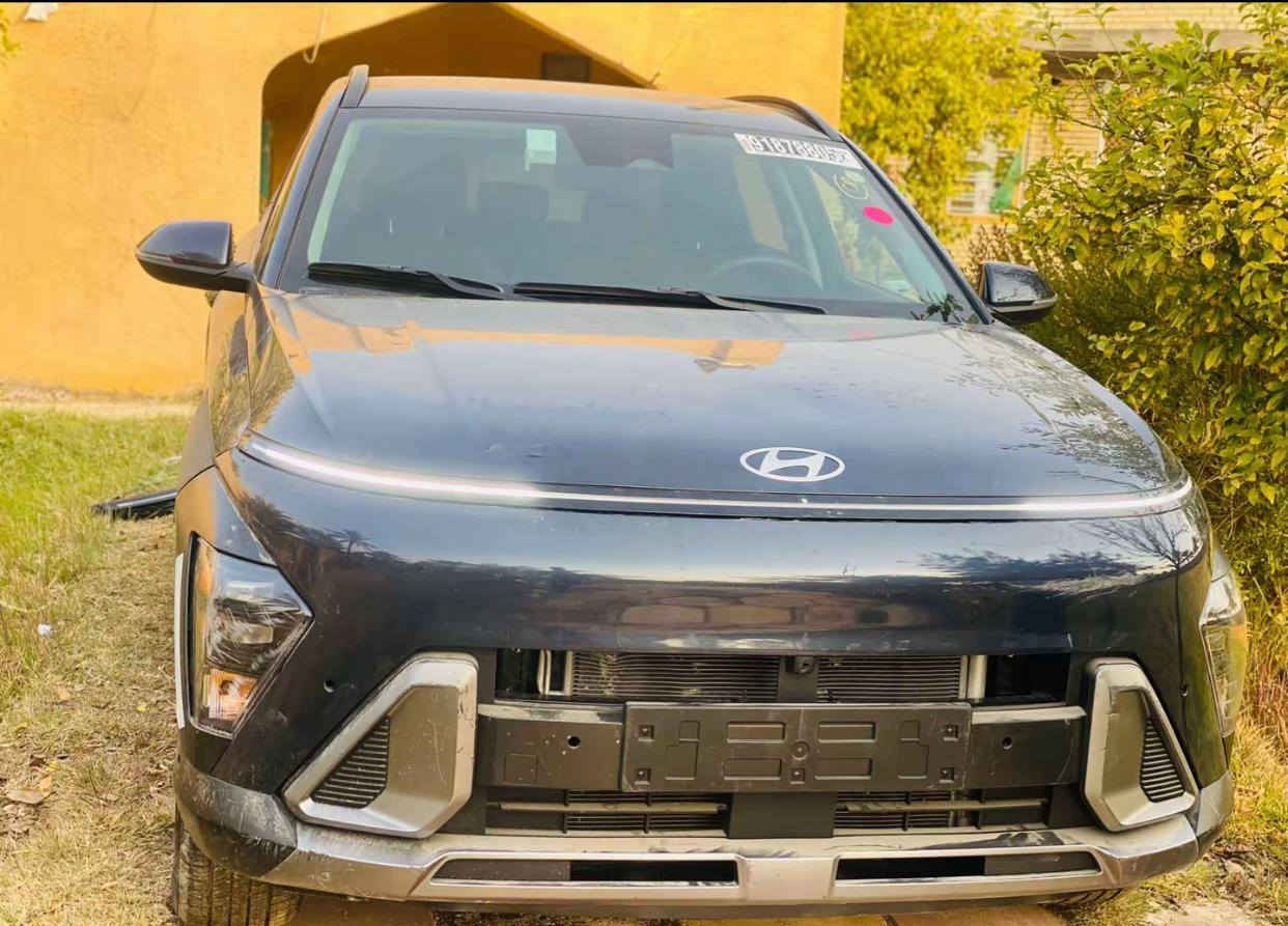 سلام عليكم
كونه ٢٥ 
حادث دعاميه مبدله اصليه فقط
مكفوله من الصبغ وتبديل
محرك 2000 دوش 

بدون ايربك 

كشنات كهرباء
فور ويل
مانع نزلاق
شاشه متصله
لد نهاري ليلي
بصمه
بصمه أبواب

تبريد قطعتين
اشاير بل مري
قياده ذاتيه
تحديد مسار عام
رادار امامي جانبي خلفي
مكانه بابل قرب سيطرة الآثار
سعر ١٦٥ وبيه مجال
***********
*********** واتساب
