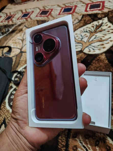 هواوي پيورا 80 پرو أخو الجديد
النسخة العالمية
كامل الملحقات
صحة البطارية 100
الذاكرة 512
الرام 12
الشاشة أمولد منحنية
يدعم الشحن السريع بقوة 100 واط
للبيع بـ 950
أو للمراوس
مكاني بغداد

رقم الهاتف
***********
