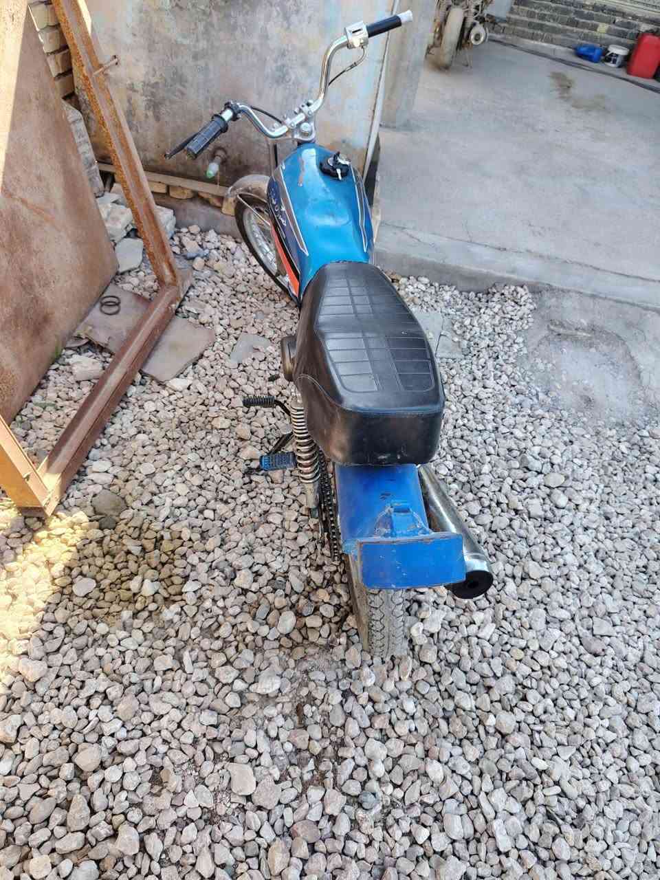 للبيع دراجة ١٩ كلك مكينه حلوة وياله جدد سعر ٢٣٠  مكاني بابل ***********
