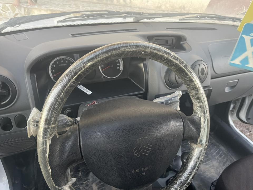 للبيع موديل ٢٤ كفاله عامه ماشيه ٢٢٩٠٠سبير ما نازل العنوان النجف
للاستفسار ***********
***********
