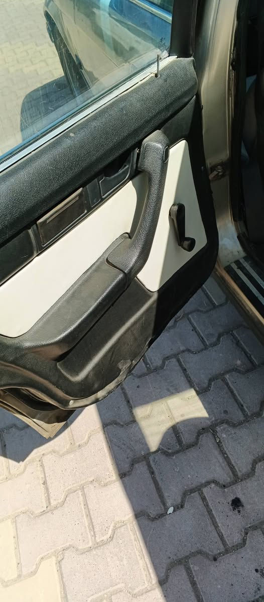بي ام 520 كير اوتو فتحه سقف مكينه حداديه كله بشرط  تخم تاير موديل 1990مكينه جديده قبل شهر شديتها صقر 528 باسمي شرط التحويل مكان ديالى جلولاء للاستفسار ***********
السعر 55 وبيها مجال
بي ام 520 كير اوتو فتحه سقف مكينه حداديه كله بشرط  تخم تاير موديل 1990مكينه جديده قبل شهر شديتها صقر 528 باسمي شرط التحويل مكان ديالى جلولاء للاستفسار ***********
