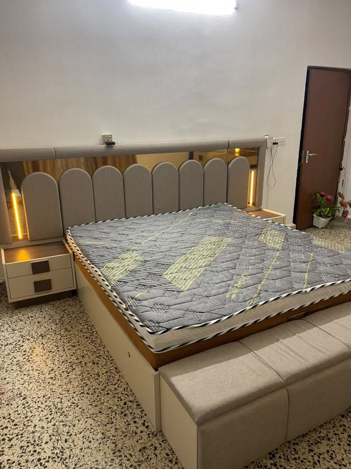 بيع مستعجل 
غرفه نوم حديثه 10 قطع استعمال شهر ونص امانة لله جديده لوك تعال شوف بعينك رايده ب مليون و 150 الف بي مجال 
مكاني كركوك ***********
