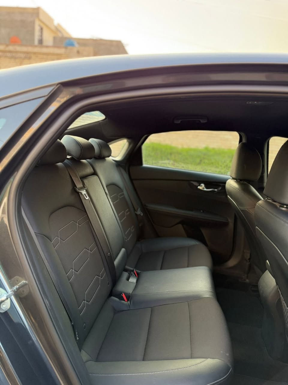 سلام عليكم كيا فورتي موديل  ٢٠٢٣ صوره الحادث بل المنشور  مكان السياره بغداد الدوره اني مكلف بل نشر تصال بالرقم *********** السياره جيتي فول ماعده الفتحه السياره ماشيه ٥١ السعر ١٥٥
