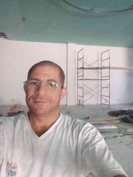 شغل ملكي تعتيق ورق دهب بديل خشب - بديل رخام - شيبورد - ورق جدران - طلس عام -  معالجة رطوبة 
للتواصل / ابو إياد المصري *********** - ***********
