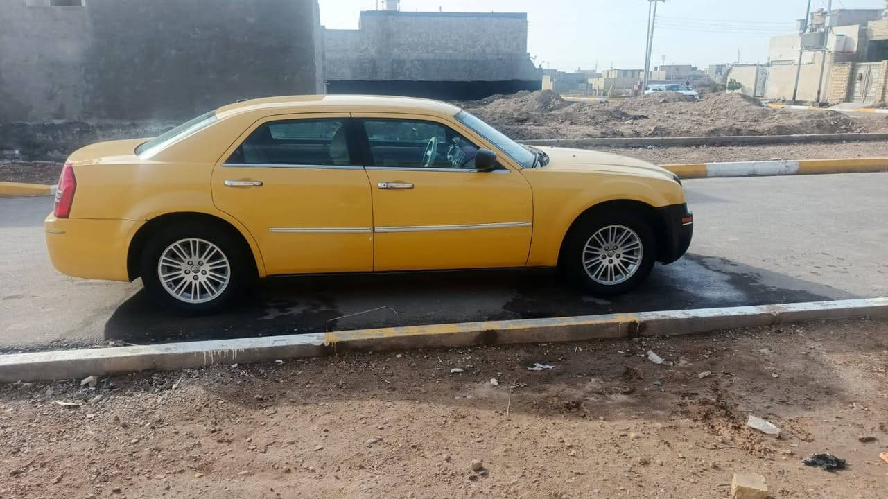 سلام عليكم للبيع أوباما 2010 اصل بسمي حادث جاملغ اوبنيد السياره حلوه اوجاهزه مكينة كير اكسن حداديه تخم تاير كله جاهز مكاني ميسان  السعر 110السياره داخل*********** عسلي
جوال***********
