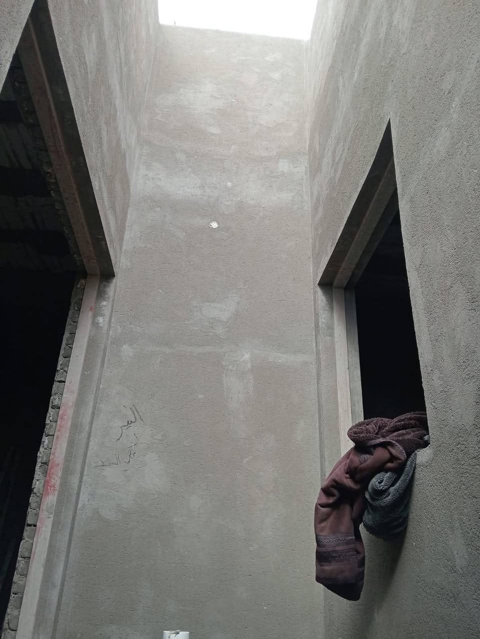 السلام عليكم كادر لبخ لاتزام بلعمل شغل نظيف لاتصال على الرقم ***********
