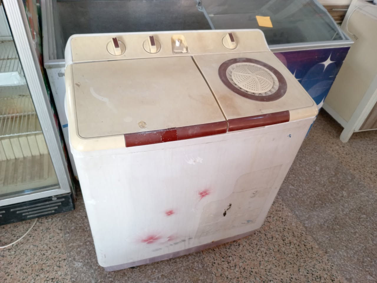 مجمع الريان لبيع وشراء الأثاث المنزلي المستخدم.
العنوان _ الرمادي _التأميم _ شارع 30 قرب جسر الحوز_ مقابل ثانوية الأنبار للمتميزين.
للأتصال والمراسلة على الواتس اب ***********
