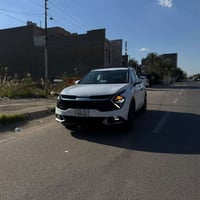 سيارة سبورتج بلاك ستيشن كامل مواصفات كشنات كهربائية تدفئة صندوق كهربائ...