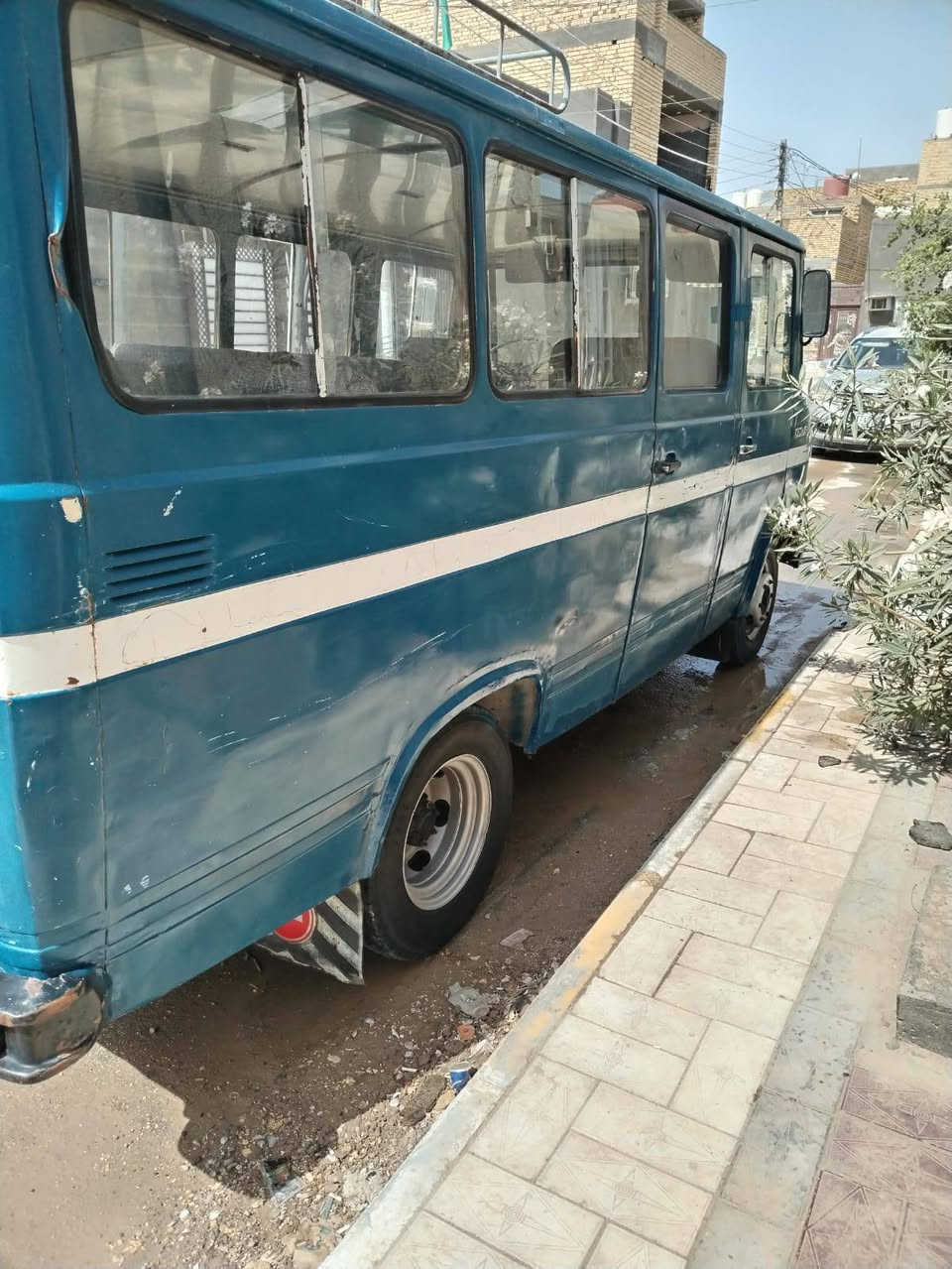 السلام عليكم سياره 18لبيع مجموعه خرسه سياره جاهزه كبل لشغل السعر 6500اتصال عله الرقم ***********
