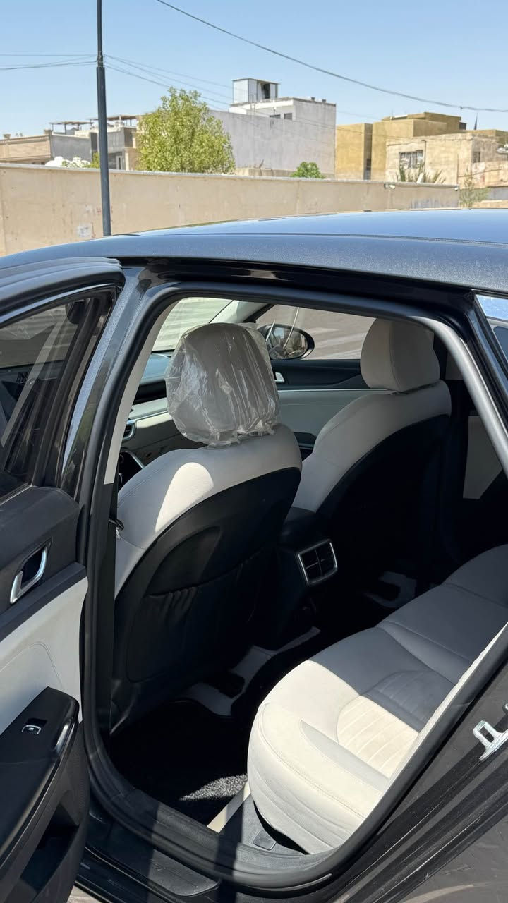 KIA K5 2022 خليجي

الممشى: 73 ألف كم
مواصفات ستاندر(سويچ مو بصمة)
* محرك 2000 (2.0) دوش
*كير AT
* شاشة CarPlay
* كاميرا خلفية
* مثبت سرعة
* أربع وضعيات قيادة: Normal - Sport - Eco - Smart
* السيارة عليها سستم حماية
* السيارة نظيفة وجاهزة من كلشي شرط الفحص
بيها بارد بالمكان المحددة بالصورة
رقم اربيل وكالة بأسمي
عنوان السيارة:البصرة_المعقل
*********** البصرة, العراق
