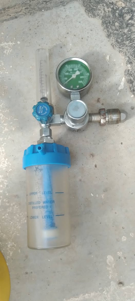 منضم اوكسجين كلش نضيف ياباني الاصلي شغال ٢٥ الف
مثرامه تلث سرعات ٥ الف
درع نيكل دراجه ايراني بلادي ٦ الف
***********
