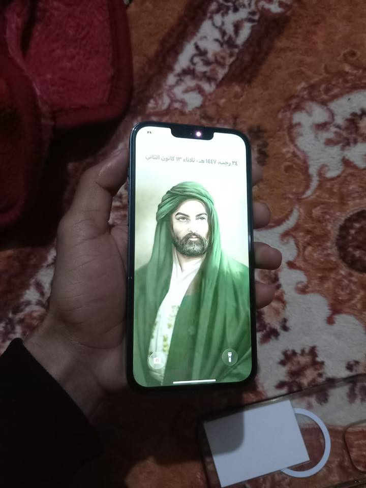 السلام عليكم 
١٣بروماكس للبيع
ذاكره ٢٥٦ بطاريه ٨٥
امريكي مامبدل بي شي بس ضهره مكسور 
كرتونه ويا وكيبل
مكاني القاسم

*********** واتساب
