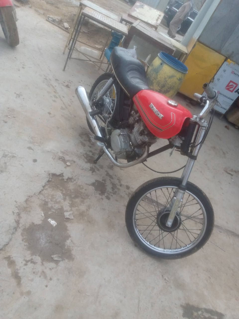 للبيع كلك ***********
