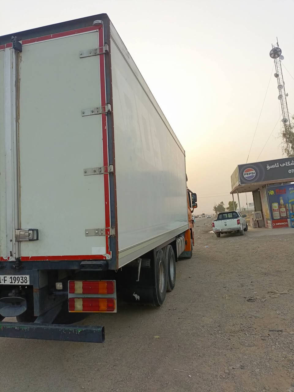 اكتروز لبيع
براد سحال 
موديل 2010
رقم هزه جديد
سيارة مكفول من عطل 
استفسار على خاص
***********
***********
