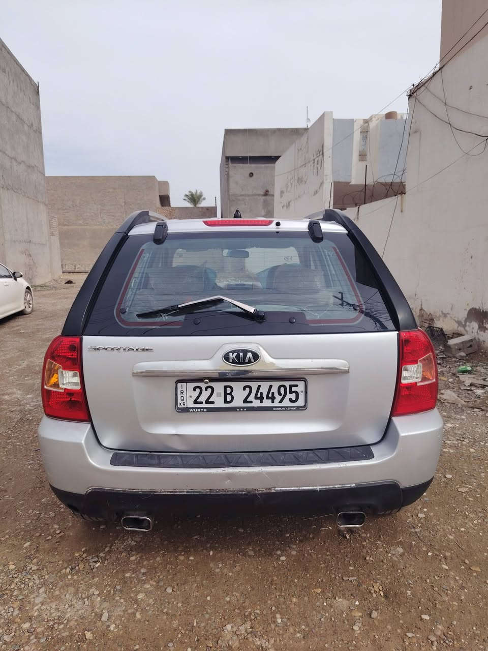 سبورتج ٢٠٠٩ خليجي 
السيارة الكير و المحرك مكفولات
تبريد ثلج
تخم تايرات جدييد
 السيارة نضيفة بيها بس جاملغ بصف السايق
السيارة ما ناقصها كلشي 
السعر 130 وبيها مجال
الرقم ***********
