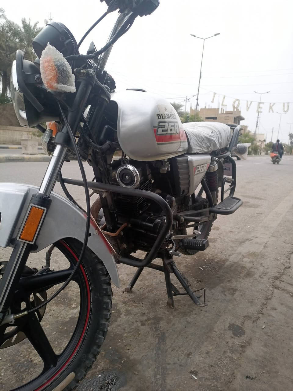 دايوان 21
اوراق مو رقم 
مكينه 200  
بيه نواقص  بسيطه 
1175 بية مجال 
***********
