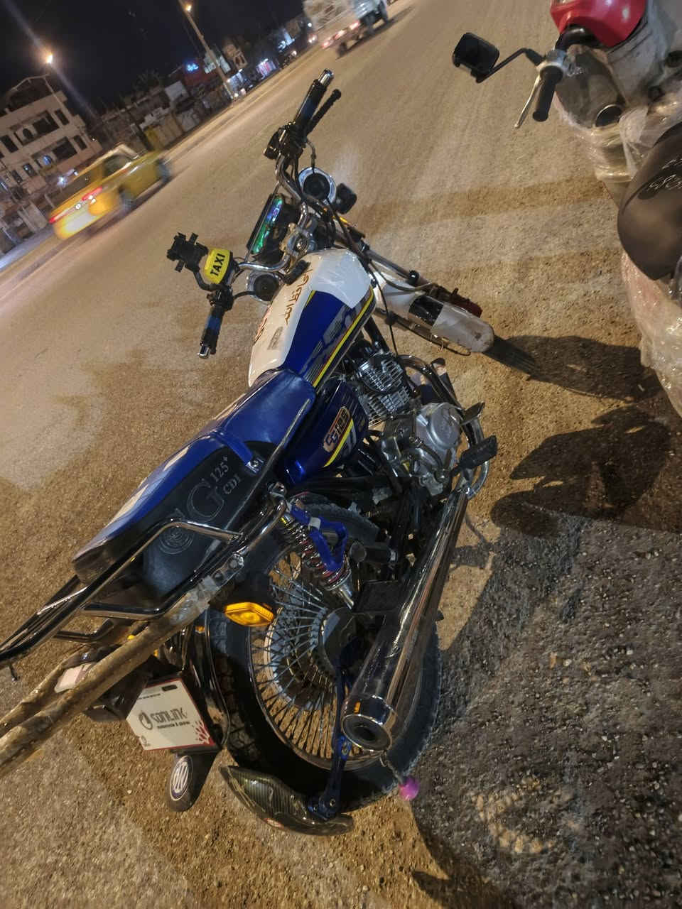 ااسلام عليكم شباب دراجه للبيع موديل 24 نضافه فول السعر خاص الرقم***********
