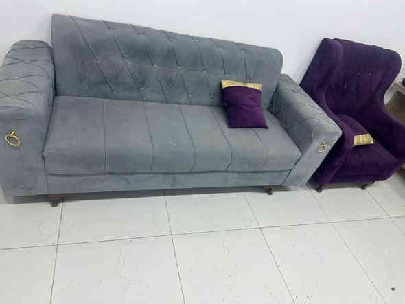 مكلفين بل نشر تخم مستخدم نضيف سعر مناسب رقم صاحب التخم ***********
