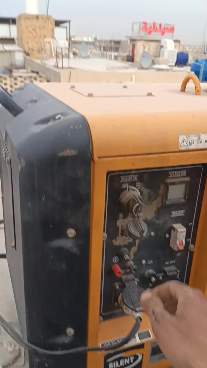 السلام عليكم للبيع مولده كاتم كاز مولده جاهزه ستعمال قليل 
السعر انتصال على الرقم ***********
مكلف بنشر انتصلو على الرقم
