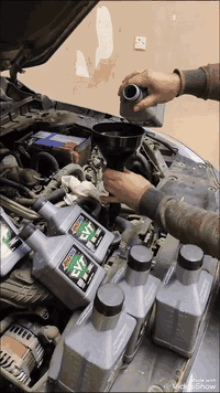 من بعد اذن ادمن المحترم
تبديل دهن كير التيما 22
تم تبديل زيت امزويل الاصلي برغبه الزبون
طبعا جانو شادين فلتر موديل قديم
والحمد لله رجعناها فلاتر اصليه
  وواشر كيس اصلي  وبرمجة الكير 
وتنظيف سليكون القديم 
اهم شي بالموضوع شد براغي ( يده عزم )

  كماليات البرزنجي وات ساب  ***********
اربيل
