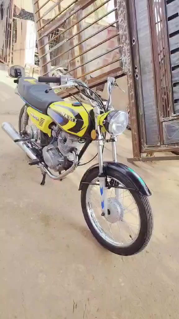 سلام عليكم دراجه لبيع نامه  المكان ديالى بعقوبه  الرحمة شلعه شك الكاع  معدل فول  دراجه تعمير جديد إيه نقص مابيها  السعر 480وبيه مجال بسيط  حك جيه الحاب يرقبه هاذا رقمي وبيكم وخير دلولو***********
