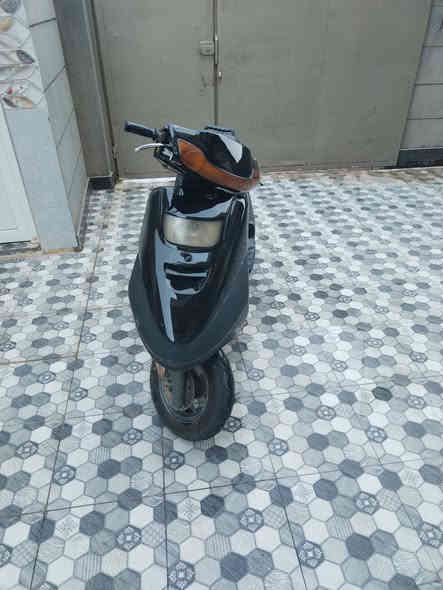 سلام عليكم دراجه البيع فراشه كامله مكمله المكان الخالص مابيه نقص بس باتري السعر ٤٠٠ وبيه مجال رقم الهاتف ***********  ***********
