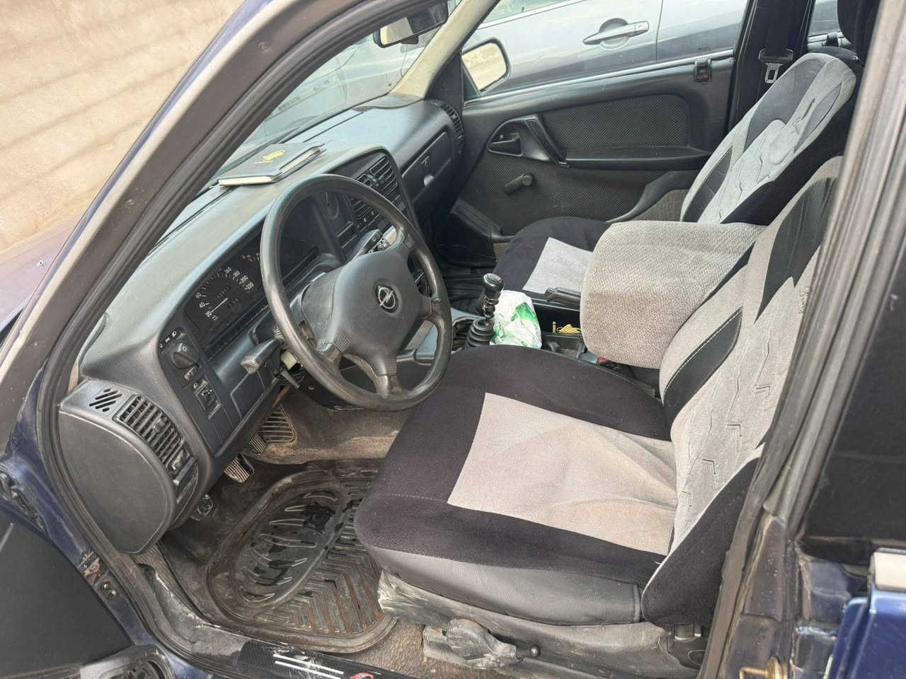 السلام عليكم اوميكا حجم 20 موديل 1992
شرط التحويل كابون غير مسجل 
السعر 30وبيها مجال 
للاتصال ***********
