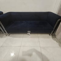 كنب • أثاث • للبيع