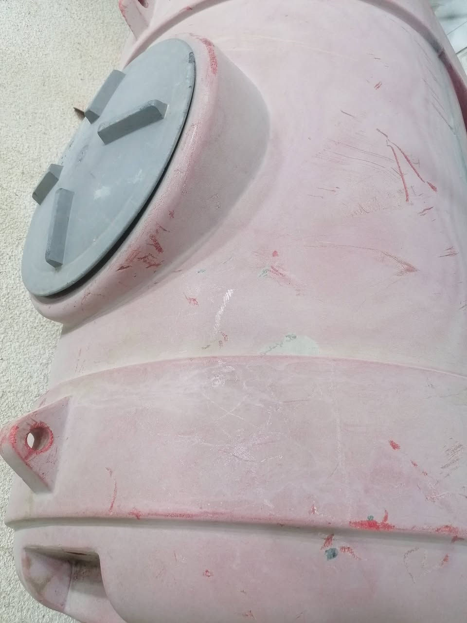 سلام عليكم خزان ابو طن بي زرف كد اصبع ومسوينه يريده 30 ياخده بصره جزيره ***********
