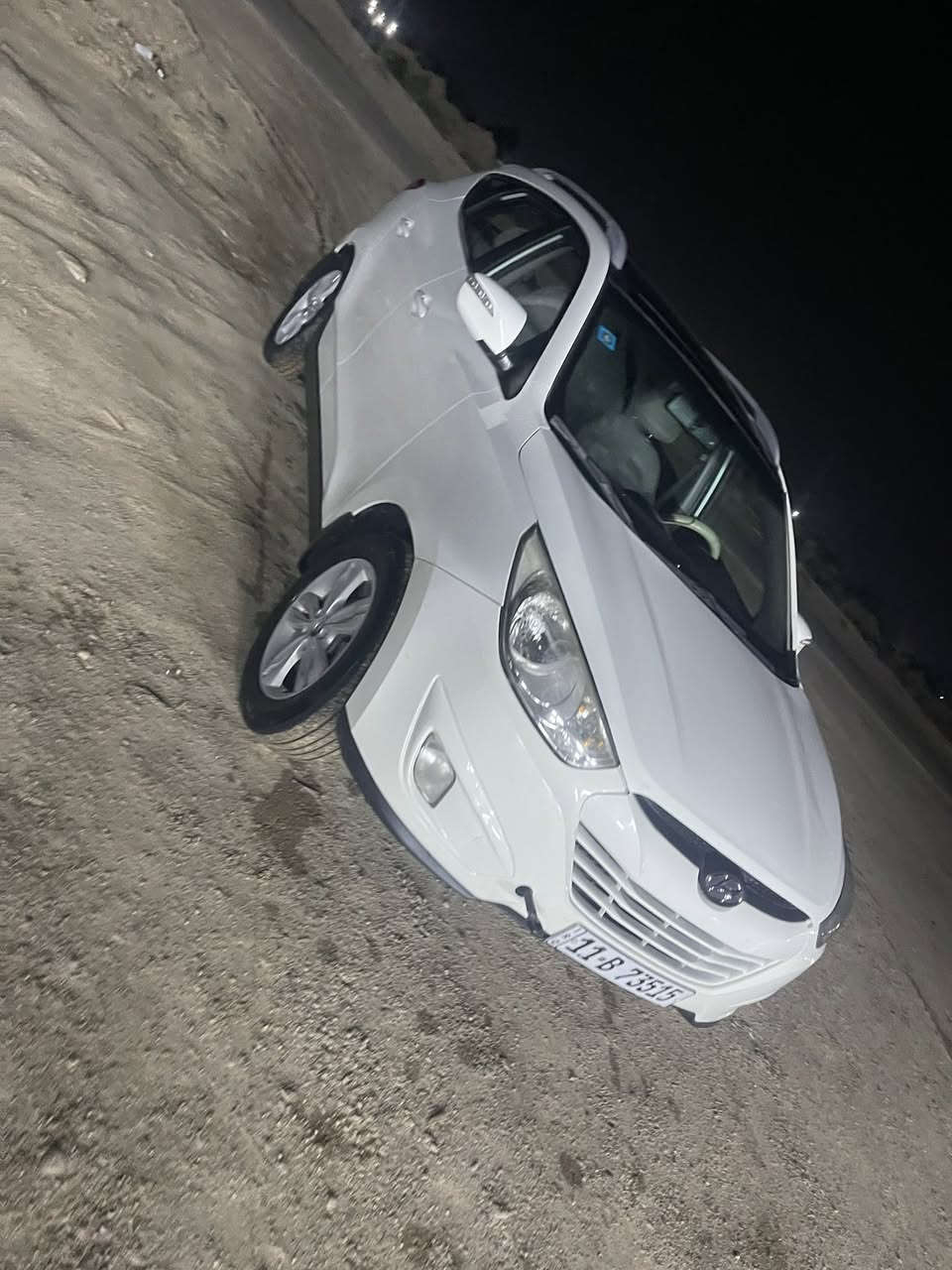 السلام عليكم توسان 2011 مكينه 2000 خليجي فول عدا البصمه  بيها تبديل جاملغ وباب السايق وصبغ نص بنيد تقريبا لغد بيه تصليح بسيط +صبغ بدون شواصي ايرباك الدركة طاك مكينه مفتوحة كازكيت تخم تاير وصدر جيد مكاني اليوسفيه ناحيه الرشيد 
السعر 120 بيها مجال 
***********
واتساب متوفر
