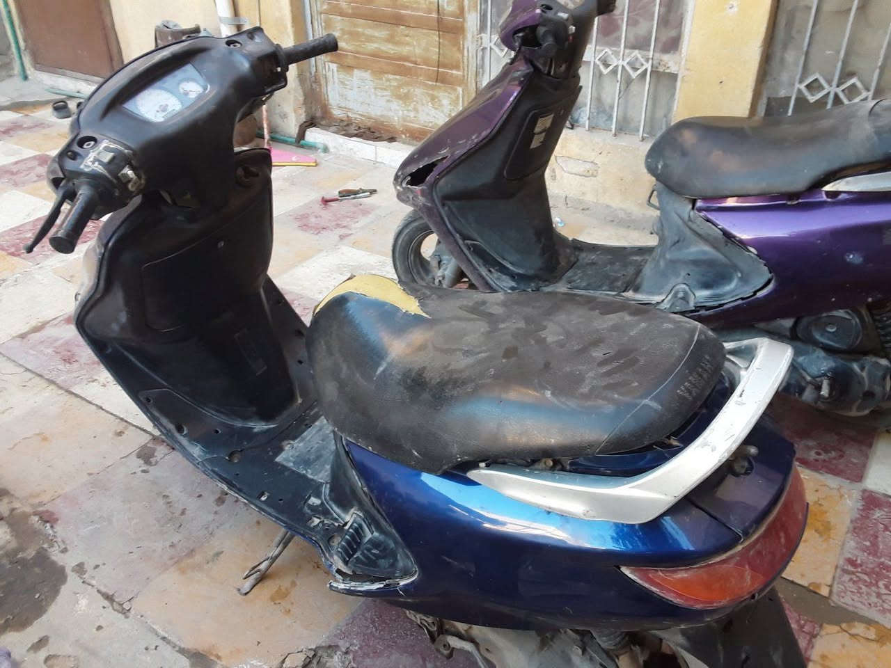 دراجتين فراشه عدد٢  متروكات طافيات بس من تركتهن كانن شغالات ابيع هالموجود تشوفهن يعجبنك اخذهن السعر ٣٠٠ الف مكاني بابل مركز الحله ش ٦٠ مو بايل ***********
