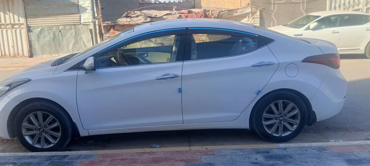 السلام عليكم
النترا خليجي موديل ٢٠١٥ محرك ١٨٠٠ دوش فول مواصفات اشاير بالمي فتحة سقف مري شفط شاشة كبيره كامره و باقي المواصفات رقم بابل  نظيفة جدا بيه قطعتين صبغ السعر 128.مكاني كربلاء        ***********
