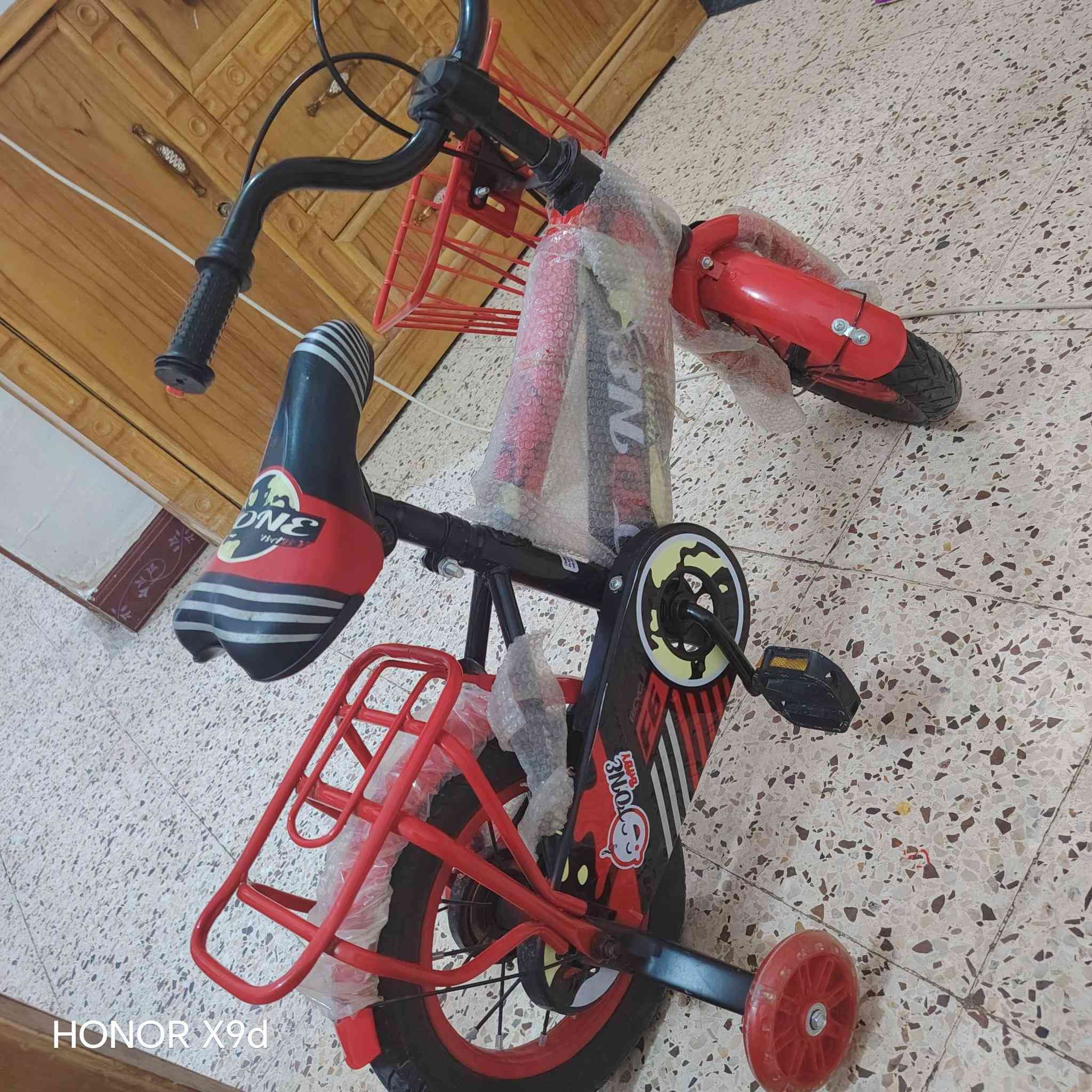السلام عليكم شباب عندي بايسكل ولادي صغير وبعده جديد ما مستعمل بل جيس السعر 40  وبي مجال متواجد عل فيس


**إذا كنت صاحب هذا الإعلان وتريد حذفه لأي سبب، رجاءا أرسل رسالة إلى الدعم الفني**