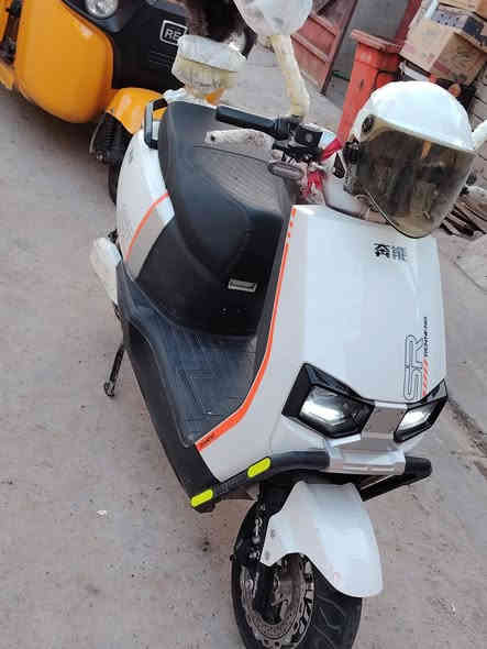 للبيع 
شوف الفيديو بي كل التفاصيل 
‭
0770 269 0918‬
